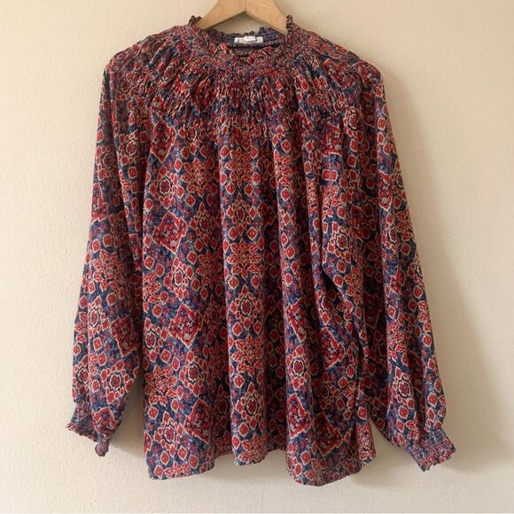 Beachlunchlounge Delilah Smocked Blouse - Picture 2 of 6